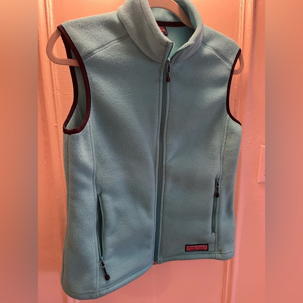 Vineyard Vines fleece vest